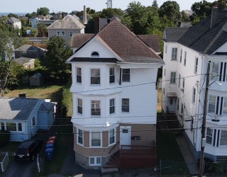 100 Peckham St, New Bedford, Massachusetts, 9 Bedrooms Bedrooms, 15 Rooms Rooms,3 BathroomsBathrooms,Residential Income,For Sale,Peckham St,73419046
