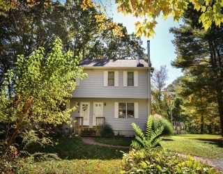 52A Stockton St, Boylston, Massachusetts, 2 Bedrooms Bedrooms, 4 Rooms Rooms,1.5 BathroomsBathrooms,Residential,For Sale,Stockton St,73442712