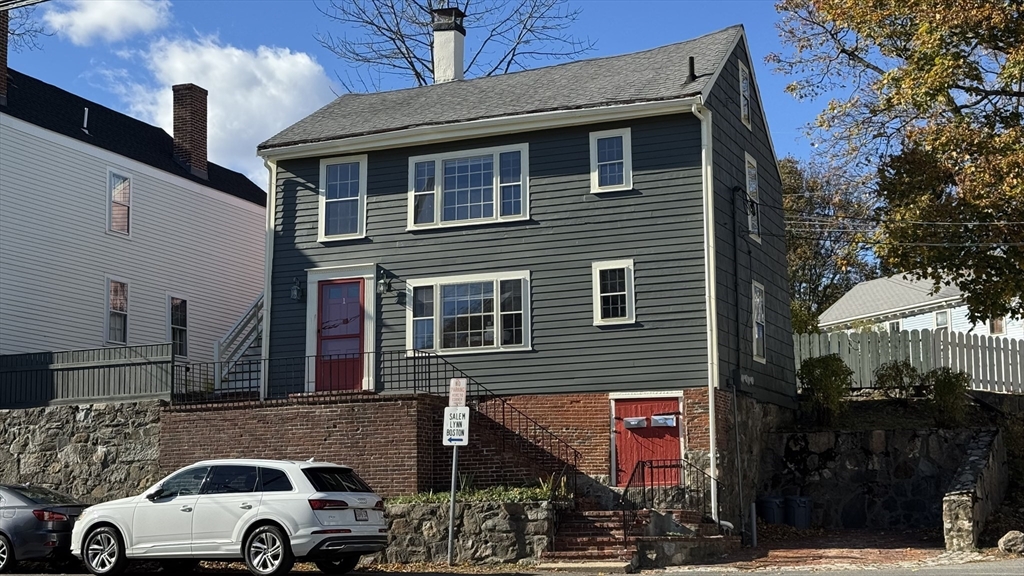 1 Washington St, Marblehead, Massachusetts, 1 Bedroom Bedrooms, 4 Rooms Rooms,1 BathroomBathrooms,Residential Lease,For Rent,Washington St,73402140