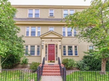17 Hastings St, Boston, Massachusetts, 2 Bedrooms Bedrooms, 4 Rooms Rooms,1 BathroomBathrooms,Residential Lease,For Rent,Hastings St,73410042