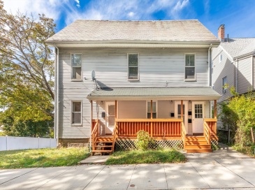 129-133 Beale St, Quincy, Massachusetts, 8 Bedrooms Bedrooms, 16 Rooms Rooms,4 BathroomsBathrooms,Residential Income,For Sale,Beale St,73438440