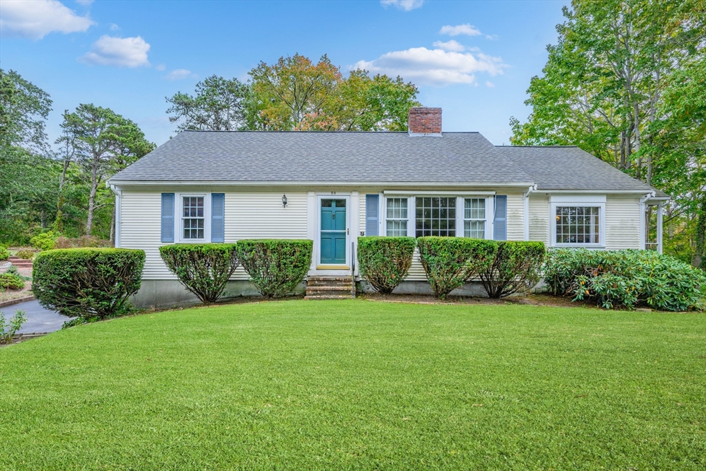 68 Seminole Dr, Yarmouth, Massachusetts, 2 Bedrooms Bedrooms, 7 Rooms Rooms,2 BathroomsBathrooms,Residential,For Sale,Seminole Dr,73441568