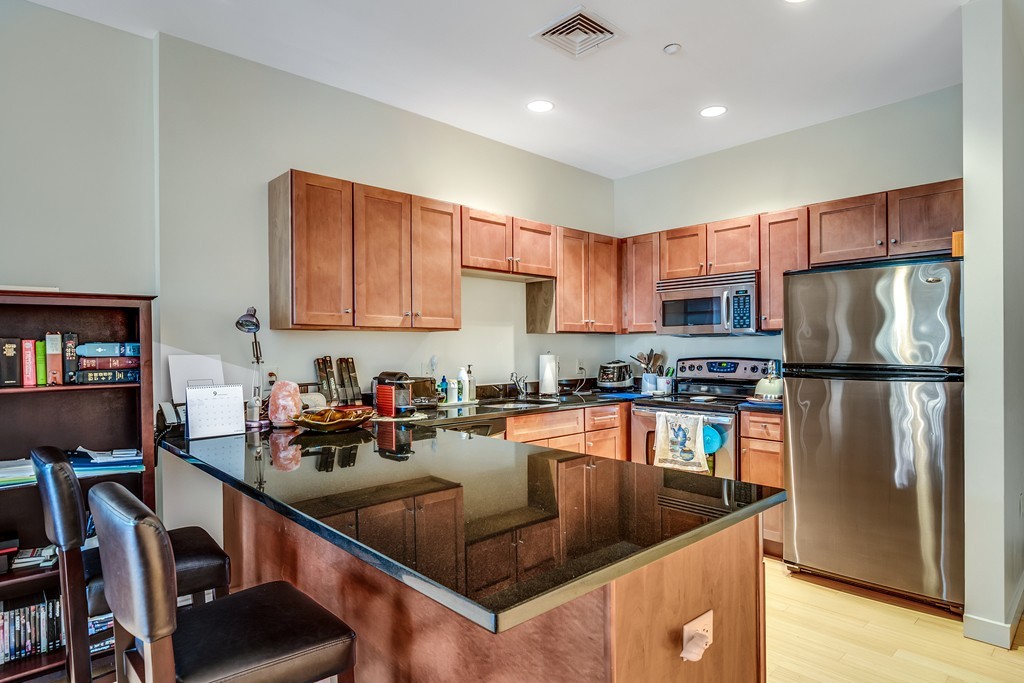 99 Chestnut Hill Ave, Boston, Massachusetts, 2 Bedrooms Bedrooms, 4 Rooms Rooms,2 BathroomsBathrooms,Residential Lease,For Rent,Chestnut Hill Ave,73383014