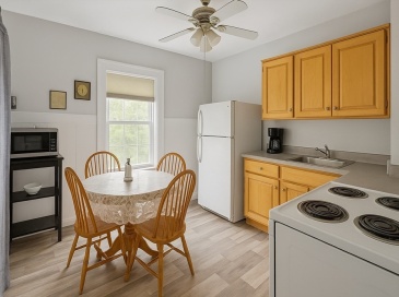 1569 Concord St., Framingham, Massachusetts, 2 Bedrooms Bedrooms, 4 Rooms Rooms,1 BathroomBathrooms,Residential Lease,For Rent,Concord St.,73427955