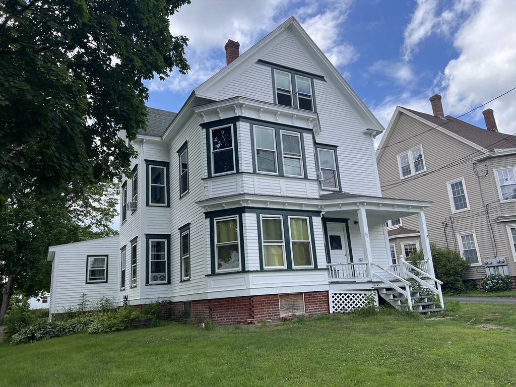 90 Linden St., Winchendon, Massachusetts, 8 Bedrooms Bedrooms, 19 Rooms Rooms,3 BathroomsBathrooms,Residential Income,For Sale,Linden St.,73419470