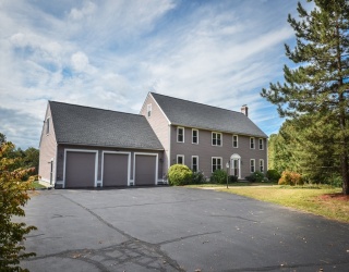 98 Coburn Rd, Berlin, Massachusetts, 4 Bedrooms Bedrooms, 9 Rooms Rooms,3 BathroomsBathrooms,Residential,For Sale,Coburn Rd,73429754