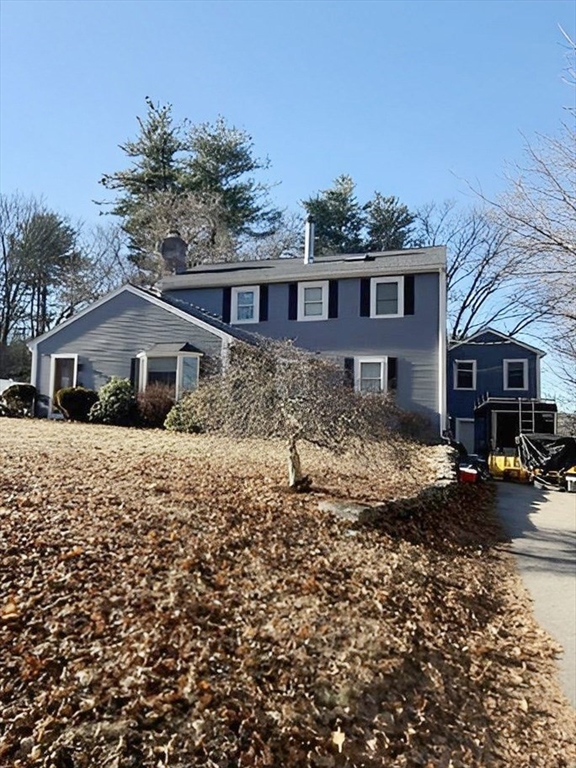 20 Alberta, Hudson, Massachusetts, 5 Bedrooms Bedrooms, 12 Rooms Rooms,3 BathroomsBathrooms,Residential,For Sale,Alberta,73342300