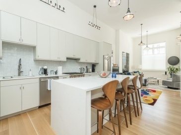 65 Green St, Boston, Massachusetts, 3 Bedrooms Bedrooms, 6 Rooms Rooms,2 BathroomsBathrooms,Residential Lease,For Rent,Green St,73429494