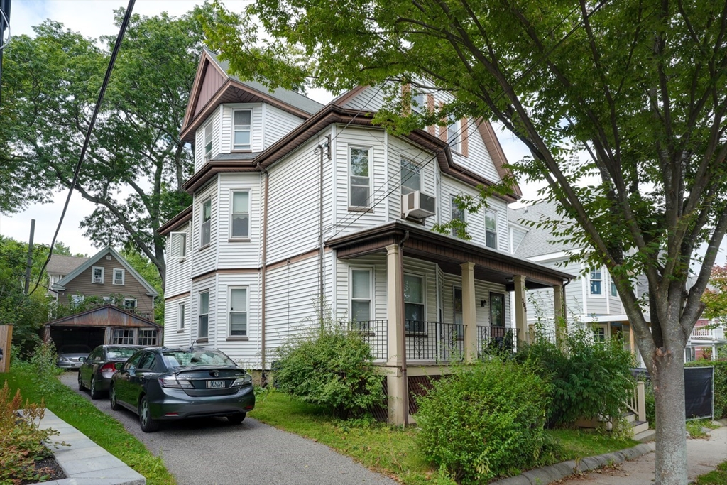 182 Larch Rd, Cambridge, Massachusetts, 5 Bedrooms Bedrooms, 12 Rooms Rooms,2 BathroomsBathrooms,Residential Income,For Sale,Larch Rd,73432672