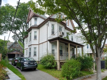 182 Larch Rd, Cambridge, Massachusetts, 5 Bedrooms Bedrooms, 12 Rooms Rooms,2 BathroomsBathrooms,Residential Income,For Sale,Larch Rd,73432672