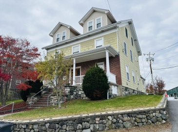 22 Summer Ave, Waltham, Massachusetts, 1 Bedroom Bedrooms, 3 Rooms Rooms,1 BathroomBathrooms,Residential Lease,For Rent,Summer Ave,73454928