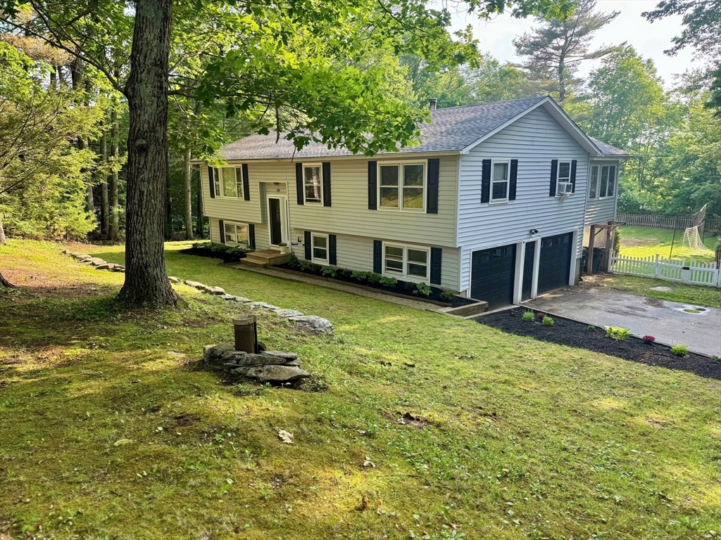 150 Podunk Rd, Sturbridge, Massachusetts, 3 Bedrooms Bedrooms, 8 Rooms Rooms,2.5 BathroomsBathrooms,Residential,For Sale,Podunk Rd,73428011