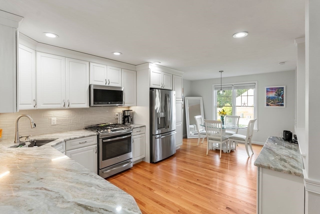 3 Sarah Reed Hunt Way, Middleboro, Massachusetts, 2 Bedrooms Bedrooms, 7 Rooms Rooms,2.5 BathroomsBathrooms,Residential,For Sale,Sarah Reed Hunt Way,73435347