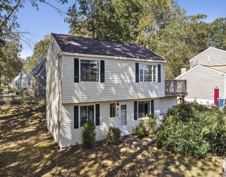 54 Mascuppic Trl, Tyngsborough, Massachusetts, 3 Bedrooms Bedrooms, 6 Rooms Rooms,1.5 BathroomsBathrooms,Residential,For Sale,Mascuppic Trl,73440741