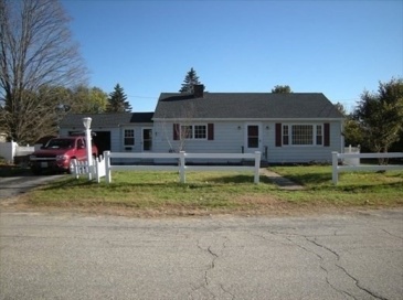 13 Pine St, Templeton, Massachusetts, 3 Bedrooms Bedrooms, 5 Rooms Rooms,1 BathroomBathrooms,Residential Lease,For Rent,Pine St,73450099 13 Pine St, Templeton, Massachusetts, 3 Bedrooms Bedrooms, 5 Rooms Rooms,1 BathroomBathrooms,Residential Lease,For Rent,Pine St,73450099