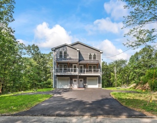 422 Granite Street, Worcester, Massachusetts, 3 Bedrooms Bedrooms, 7 Rooms Rooms,3.5 BathroomsBathrooms,Residential,For Sale,Granite Street,73445244