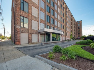 147 Centre Street, Brockton, Massachusetts, 2 Bedrooms Bedrooms, 5 Rooms Rooms,2 BathroomsBathrooms,Residential,For Sale,Centre Street,73381266 147 Centre Street, Brockton, Massachusetts, 2 Bedrooms Bedrooms, 5 Rooms Rooms,2 BathroomsBathrooms,Residential,For Sale,Centre Street,73381266