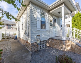 177 Buchanan St, New Bedford, Massachusetts, 1 Bedroom Bedrooms, 4 Rooms Rooms,1 BathroomBathrooms,Residential,For Sale,Buchanan St,73442530