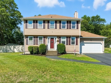 18 Arthur G Pernokas Dr, Woburn, Massachusetts, 4 Bedrooms Bedrooms, 8 Rooms Rooms,2.5 BathroomsBathrooms,Residential Lease,For Rent,Arthur G Pernokas Dr,73448045