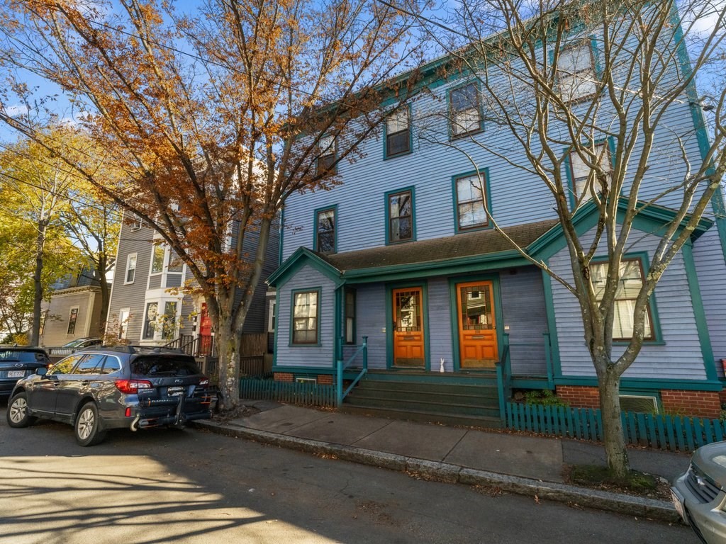 106 Pleasant St, Cambridge, Massachusetts, 2 Bedrooms Bedrooms, 6 Rooms Rooms,1 BathroomBathrooms,Residential Lease,For Rent,Pleasant St,73456712