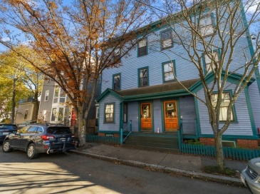 106 Pleasant St, Cambridge, Massachusetts, 2 Bedrooms Bedrooms, 6 Rooms Rooms,1 BathroomBathrooms,Residential Lease,For Rent,Pleasant St,73456712