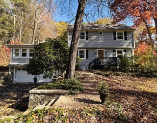 32 Sherwood Dr, Belchertown, Massachusetts, 3 Bedrooms Bedrooms, 7 Rooms Rooms,1.5 BathroomsBathrooms,Residential,For Sale,Sherwood Dr,73448788