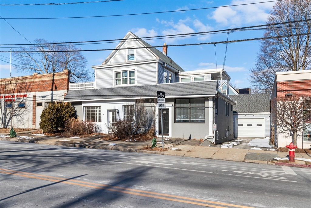1205 Massachusetts Ave, Arlington, Massachusetts, 6 Bedrooms Bedrooms, 16 Rooms Rooms,4.5 BathroomsBathrooms,Residential Income,For Sale,Massachusetts Ave,73460097