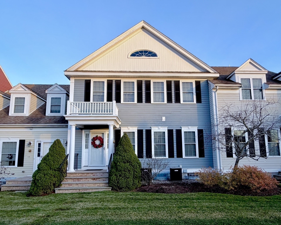 45 Meetinghouse Rd, Norfolk, Massachusetts, 2 Bedrooms Bedrooms, 6 Rooms Rooms,2.5 BathroomsBathrooms,Residential,For Sale,Meetinghouse Rd,73460133