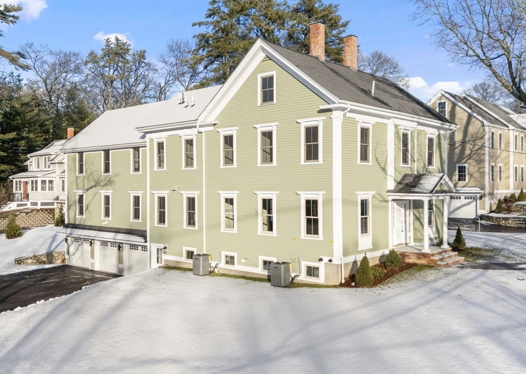 105 Central St, Andover, Massachusetts, 4 Bedrooms Bedrooms, 10 Rooms Rooms,4.5 BathroomsBathrooms,Residential,For Sale,Central St,73460195