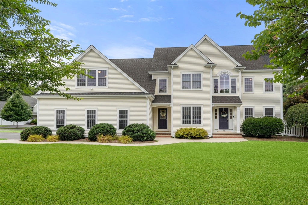 30 Michael Rd, Attleboro, Massachusetts, 5 Bedrooms Bedrooms, 9 Rooms Rooms,3.5 BathroomsBathrooms,Residential,For Sale,Michael Rd,73453407