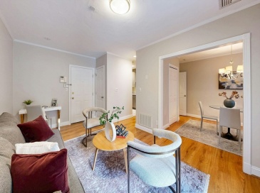 111 W 8th St, Boston, Massachusetts, 2 Bedrooms Bedrooms, 5 Rooms Rooms,2 BathroomsBathrooms,Residential,For Sale,W 8th St,73394291