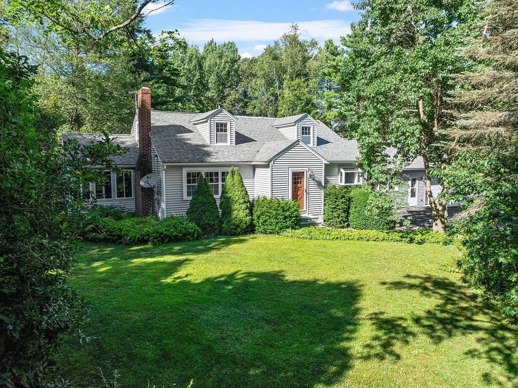42 New Salem Rd, Petersham, Massachusetts, 4 Bedrooms Bedrooms, 9 Rooms Rooms,2 BathroomsBathrooms,Residential,For Sale,New Salem Rd,73420179