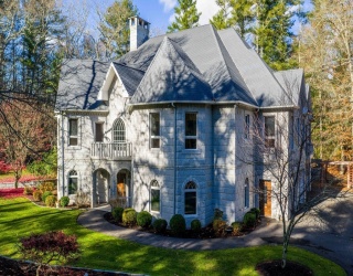 219 Chase Rd., Dartmouth, Massachusetts, 4 Bedrooms Bedrooms, 12 Rooms Rooms,5 BathroomsBathrooms,Residential,For Sale,Chase Rd.,73460299