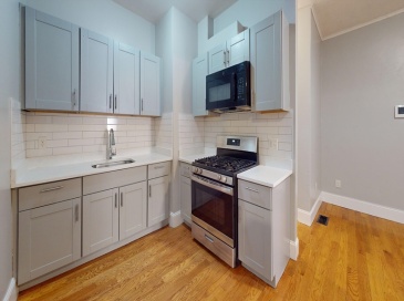 8 Wardman Rd., Boston, Massachusetts, 4 Bedrooms Bedrooms, 6 Rooms Rooms,1 BathroomBathrooms,Residential Lease,For Rent,Wardman Rd.,73460361