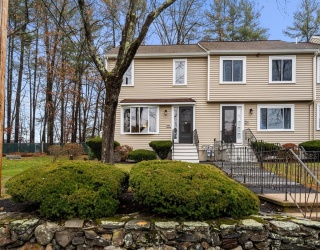 206 Cardinal Ln, Tyngsborough, Massachusetts, 2 Bedrooms Bedrooms, 5 Rooms Rooms,1.5 BathroomsBathrooms,Residential Lease,For Rent,Cardinal Ln,73458143