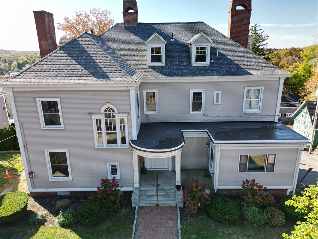 95 Summer Street, Haverhill, Massachusetts, 1 Bedroom Bedrooms, 3 Rooms Rooms,1 BathroomBathrooms,Residential Lease,For Rent,Summer Street,73442627