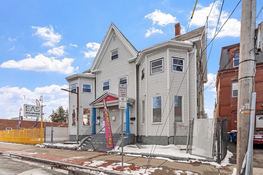 324-326 Broadway, Lawrence, Massachusetts, 11 Bedrooms Bedrooms, 26 Rooms Rooms,7 BathroomsBathrooms,Residential Income,For Sale,Broadway,73460555