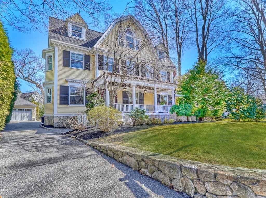 10 Sheffield Road, Winchester, Massachusetts, 7 Bedrooms Bedrooms, 12 Rooms Rooms,5.5 BathroomsBathrooms,Residential,For Sale,Sheffield Road,73383662