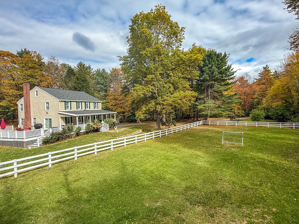 218 Georgetown Road, Boxford, Massachusetts, 4 Bedrooms Bedrooms, 10 Rooms Rooms,2.5 BathroomsBathrooms,Residential,For Sale,Georgetown Road,73444583