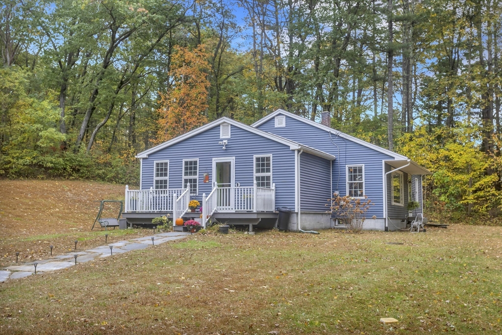 245 Ware Rd, Belchertown, Massachusetts, 3 Bedrooms Bedrooms, 5 Rooms Rooms,2 BathroomsBathrooms,Residential,For Sale,Ware Rd,73445566