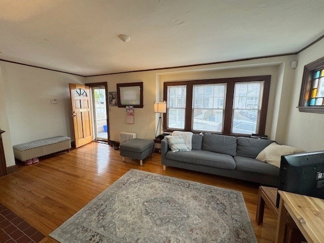 18-20 Scituate St, Arlington, Massachusetts, 2 Bedrooms Bedrooms, 5 Rooms Rooms,1 BathroomBathrooms,Residential Lease,For Rent,Scituate St,73460689