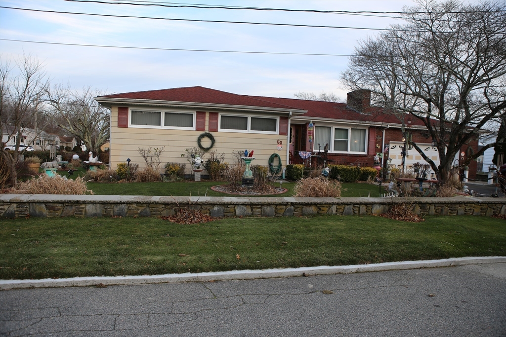 60 Aetna, Somerset, Massachusetts, 3 Bedrooms Bedrooms, 7 Rooms Rooms,2 BathroomsBathrooms,Residential,For Sale,Aetna,73460704