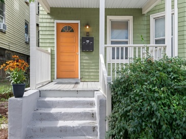 11 Weld Hill St, Boston, Massachusetts, 2 Bedrooms Bedrooms, 5 Rooms Rooms,1 BathroomBathrooms,Residential Lease,For Rent,Weld Hill St,73460705