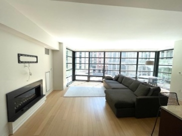 580 Washington Street, Boston, Massachusetts, 2 Bedrooms Bedrooms, 4 Rooms Rooms,2 BathroomsBathrooms,Residential Lease,For Rent,Washington Street,73460712