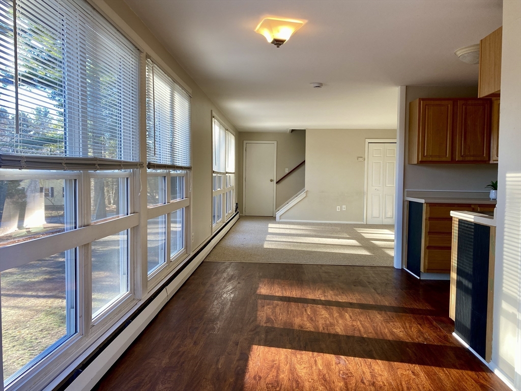 12 Cedar, Holliston, Massachusetts, 1 Bedroom Bedrooms, 3 Rooms Rooms,1 BathroomBathrooms,Residential Lease,For Rent,Cedar,73460897