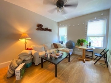 124 Calumet St, Boston, Massachusetts, 4 Bedrooms Bedrooms, 6 Rooms Rooms,2 BathroomsBathrooms,Residential Lease,For Rent,Calumet St,73460954