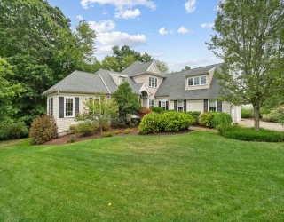 52 Prince Snow Cir, Mattapoisett, Massachusetts, 3 Bedrooms Bedrooms, 9 Rooms Rooms,2.5 BathroomsBathrooms,Residential,For Sale,Prince Snow Cir,73428780