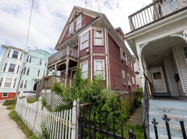 15 Quincefield Street, Boston, Massachusetts, 5 Bedrooms Bedrooms, 13 Rooms Rooms,3 BathroomsBathrooms,Residential Income,For Sale,Quincefield Street,73407499