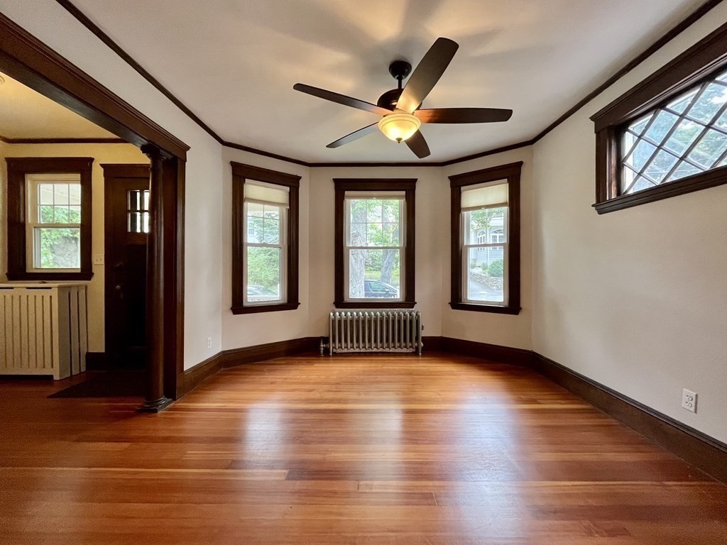 32-34 Crescent Hill Ave, Arlington, Massachusetts, 2 Bedrooms Bedrooms, 5 Rooms Rooms,1 BathroomBathrooms,Residential Lease,For Rent,Crescent Hill Ave,73451838