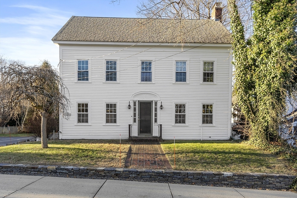 14 Bacon Street, Westminster, Massachusetts, 4 Bedrooms Bedrooms, 9 Rooms Rooms,2.5 BathroomsBathrooms,Residential Lease,For Rent,Bacon Street,73461045